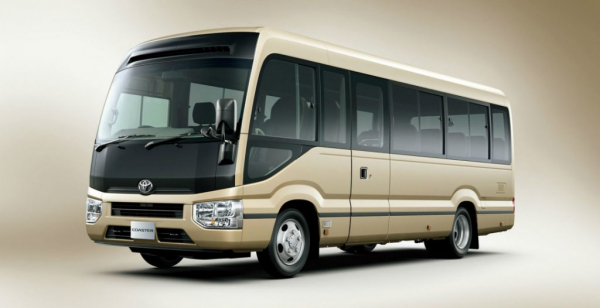 Автобус Toyota Coaster
