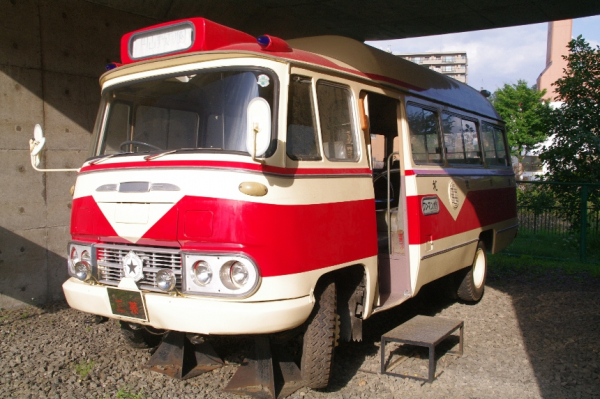 Автобус Toyota Coaster
