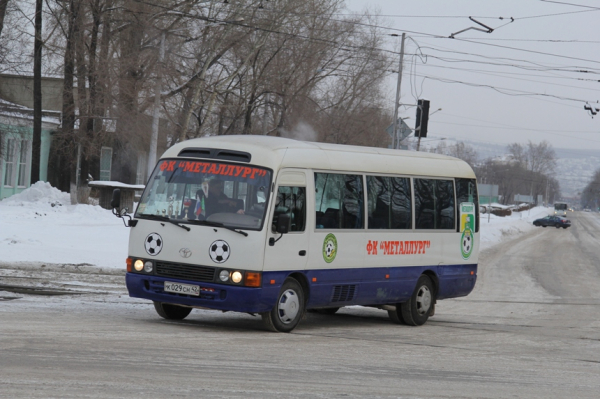 Автобус Toyota Coaster
