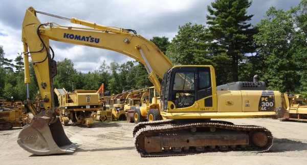 Экскаватор Komatsu PC300