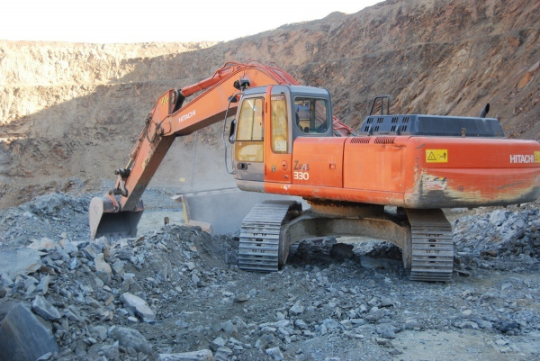 Экскаватор Hitachi ZX 330