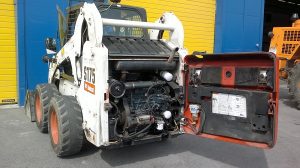 Погрузчик с бортовым поворотом Bobcat S175